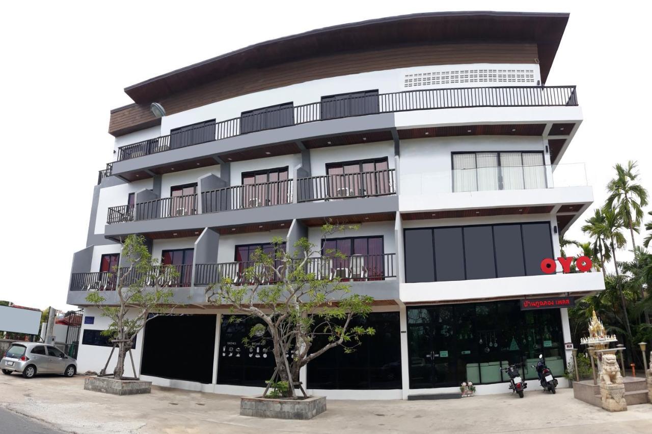 Oyo 854 Baan Phuchalong Hotel Phuket Luaran gambar